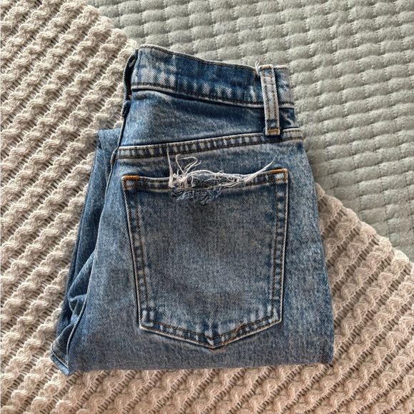 Abercrombie & Fitch Denim - Abercrombie mom jean
